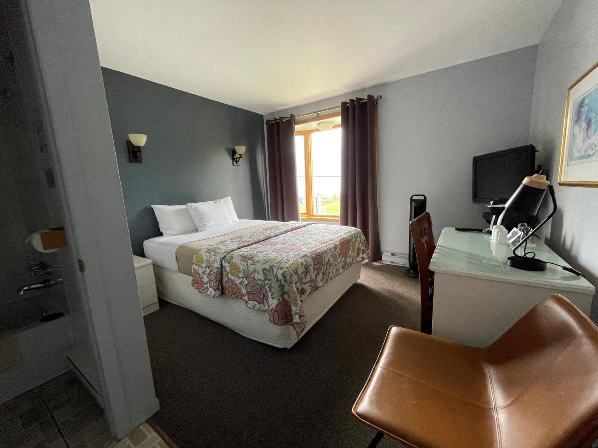 Hotel Le Pionnier Tadoussac Dış mekan fotoğraf