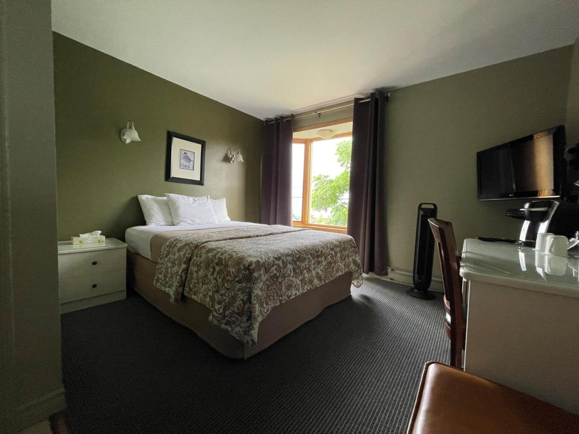 Hotel Le Pionnier Tadoussac Dış mekan fotoğraf